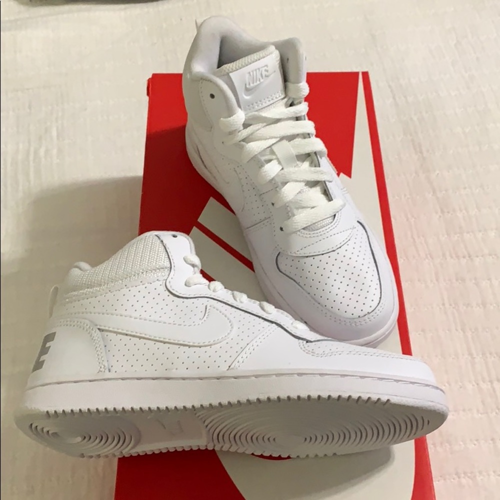 New Nike size 1.5y